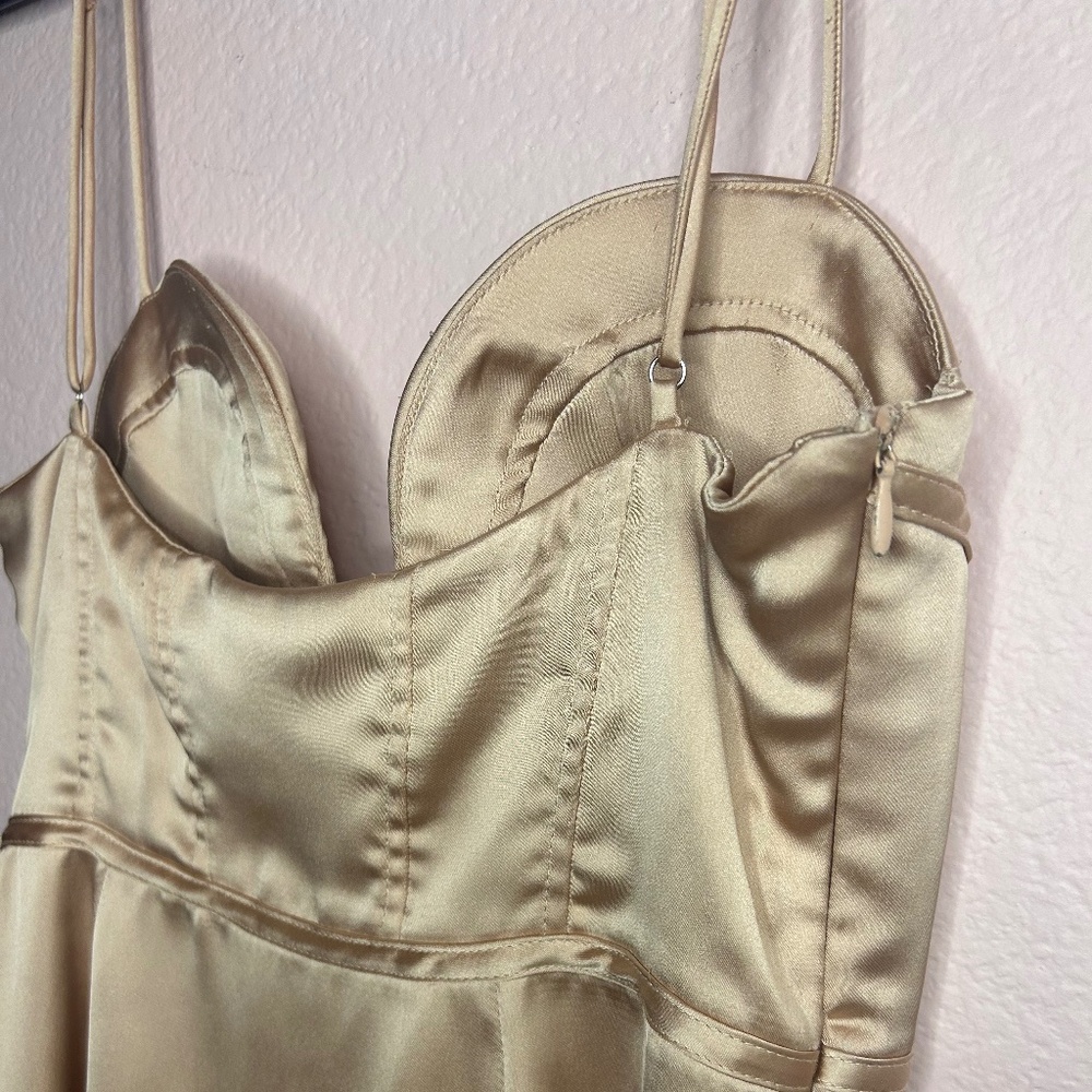 Zara Dress - Picture 3 of 4